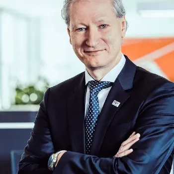 Dr. Stefan Haas picture